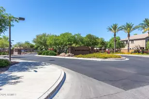 2163 W Scully Dr, Phoenix, AZ 85023 - Photo 55
