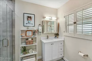 6637 E Oak St, Scottsdale, AZ 85257 - Photo 17