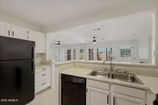 4901 S Calle Los Cerros Dr, Tempe, AZ 85282 - Photo 9