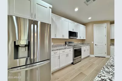 1567 N Himosa Drive, Casa Grande, AZ 85122 - Photo 11