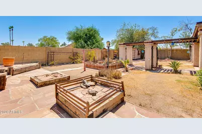 825 E Piute Avenue, Phoenix, AZ 85024 - Photo 43