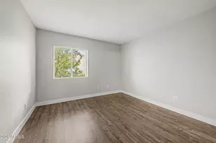 4554 E Paradise Village Pkwy N, Phoenix, AZ 85032 - Photo 17