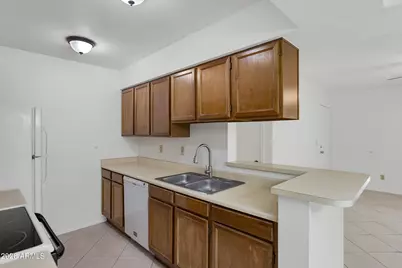 10610 S 48th Street #1057, Phoenix, AZ 85044 - Photo 13