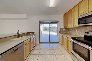2402 W Altadena Ave, Phoenix, AZ 85029 - Photo 3