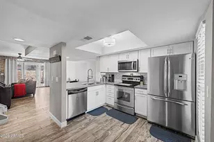 815 E Grovers Ave, Phoenix, AZ 85022 - Photo 15