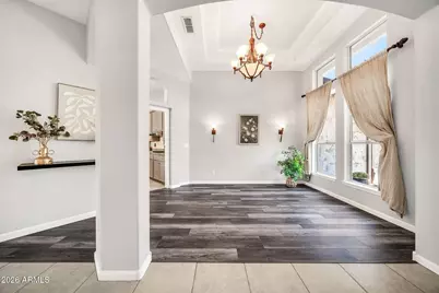 6521 W Hill Lane, Glendale, AZ 85310 - Photo 9