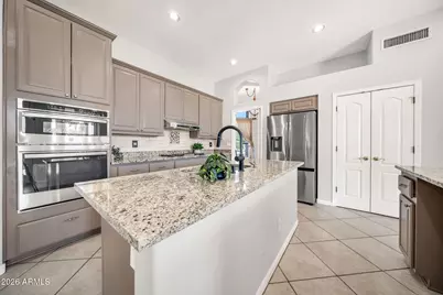 6521 W Hill Lane, Glendale, AZ 85310 - Photo 17
