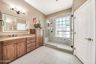 6521 W Hill Ln, Glendale, AZ 85310 - Photo 21