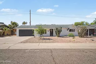 8725 E Coronado Rd, Scottsdale, AZ 85257 - Photo 3