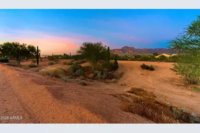 1071 S Stagecoach Road, Apache Junction, AZ 85119 - Photo 15