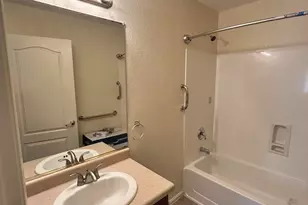 42406 W Sunland Dr, Maricopa, AZ 85138 - Photo 9