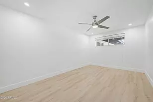2727 E Montecito Ave, Phoenix, AZ 85016 - Photo 9