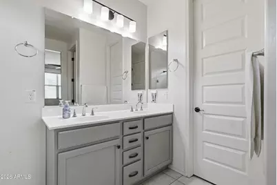 3340 W Carter Road, Phoenix, AZ 85041 - Photo 17