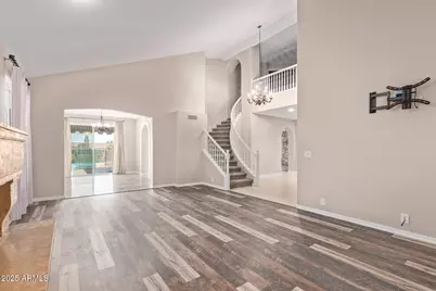 1211 E Desert Flower Lane, Phoenix, AZ 85048 - Photo 7