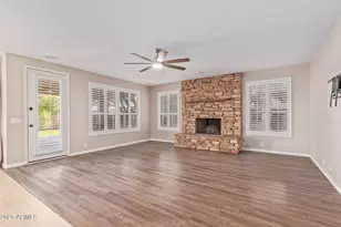 1211 E Desert Flower Ln, Phoenix, AZ 85048 - Photo 15
