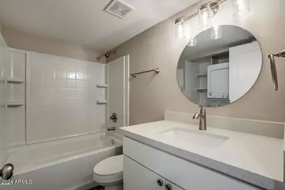 318 E Vine Circle #Apt 102, Mesa, AZ 85210 - Photo 11