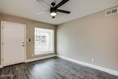 318 E Vine Circle #Apt 102, Mesa, AZ 85210 - Photo 3