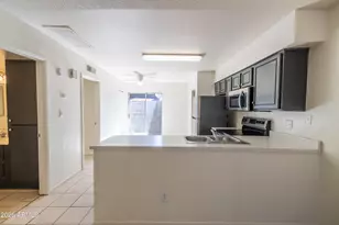 2440 E Waltann Ln, Phoenix, AZ 85032 - Photo 11