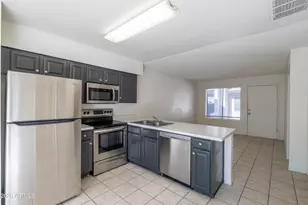 2440 E Waltann Ln, Phoenix, AZ 85032 - Photo 7