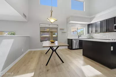 8021 W Hilton Avenue, Phoenix, AZ 85043 - Photo 7