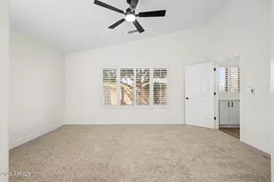 10376 W Tonopah Dr, Peoria, AZ 85382 - Photo 13