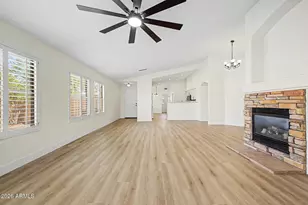 10376 W Tonopah Dr, Peoria, AZ 85382 - Photo 25