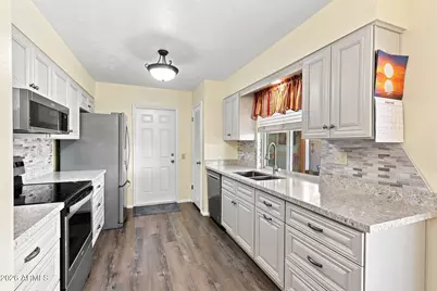 10534 W Tumblewood Drive, Sun City, AZ 85351 - Photo 15