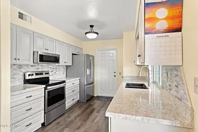 10534 W Tumblewood Drive, Sun City, AZ 85351 - Photo 5