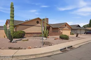 226 E Glencove St, Mesa, AZ 85201 - Photo 3