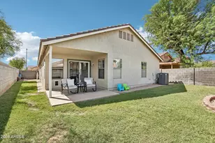 659 S Hazel Ct, Gilbert, AZ 85296 - Photo 27