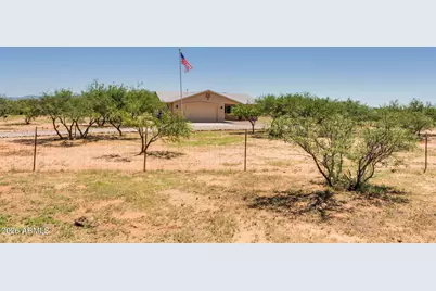 5147 S La Donna Lane, Sierra Vista, AZ 85650 - Photo 11