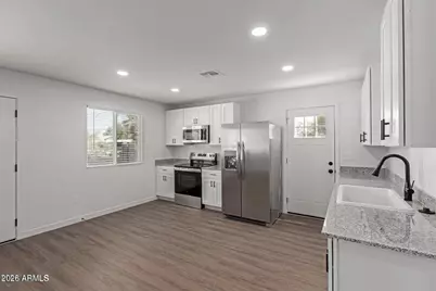 656 S 97th Place #B, Mesa, AZ 85208 - Photo 3