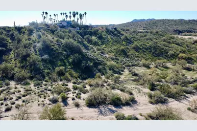 41X45 N 276th Avenue #4&5, Morristown, AZ 85342 - Photo 3