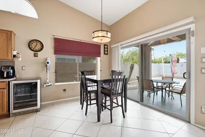 14586 W Crocus Drive, Surprise, AZ 85379 - Photo 9