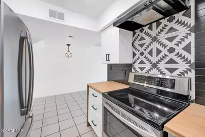 6030 N 15th Street #11, Phoenix, AZ 85014 - Photo 9