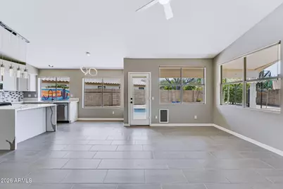 2243 E Robin Lane, Phoenix, AZ 85024 - Photo 15
