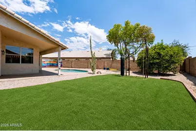 2243 E Robin Lane, Phoenix, AZ 85024 - Photo 5
