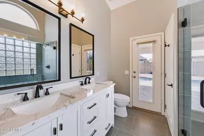 2243 E Robin Lane, Phoenix, AZ 85024 - Photo 29