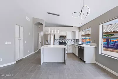 2243 E Robin Lane, Phoenix, AZ 85024 - Photo 13