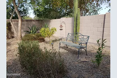 208 E Caribbean Drive, Casa Grande, AZ 85122 - Photo 25