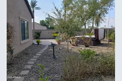 208 E Caribbean Drive, Casa Grande, AZ 85122 - Photo 27