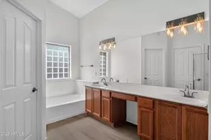 9001 S 7th Dr, Phoenix, AZ 85041 - Photo 17