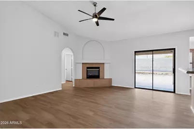 9001 S 7th Drive, Phoenix, AZ 85041 - Photo 3