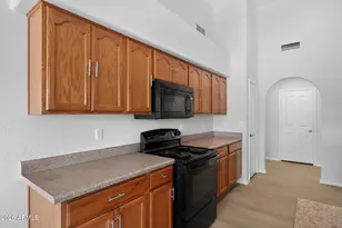 9001 S 7th Dr, Phoenix, AZ 85041 - Photo 7