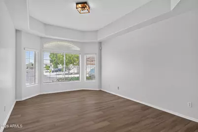 9001 S 7th Drive, Phoenix, AZ 85041 - Photo 5