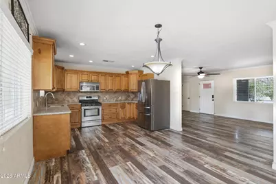 4229 E Wilshire Drive, Phoenix, AZ 85008 - Photo 5