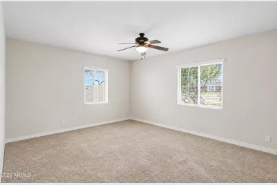 4229 E Wilshire Drive, Phoenix, AZ 85008 - Photo 11