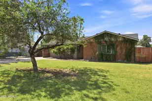 4229 E Wilshire Dr, Phoenix, AZ 85008 - Photo 3