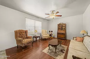 10520 W Jessie Ln, Peoria, AZ 85383 - Photo 7