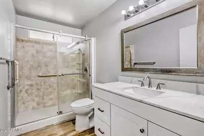 4932 W Mercer Lane, Glendale, AZ 85304 - Photo 9